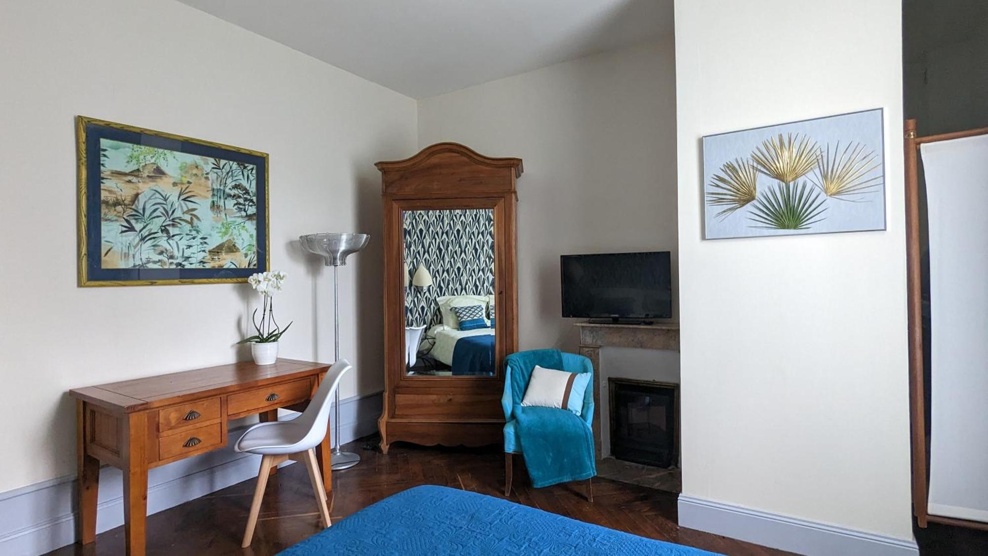 Le Jardin Des Lys - Chambre D'Hote Ou Appartement 라로슈포세이 객실 사진