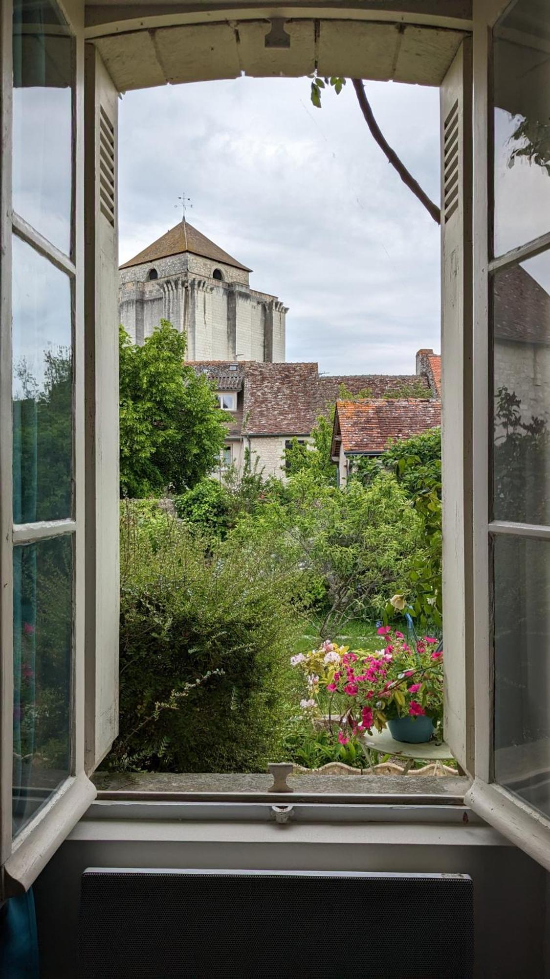 Le Jardin Des Lys - Chambre D'Hote Ou Appartement 라로슈포세이 객실 사진