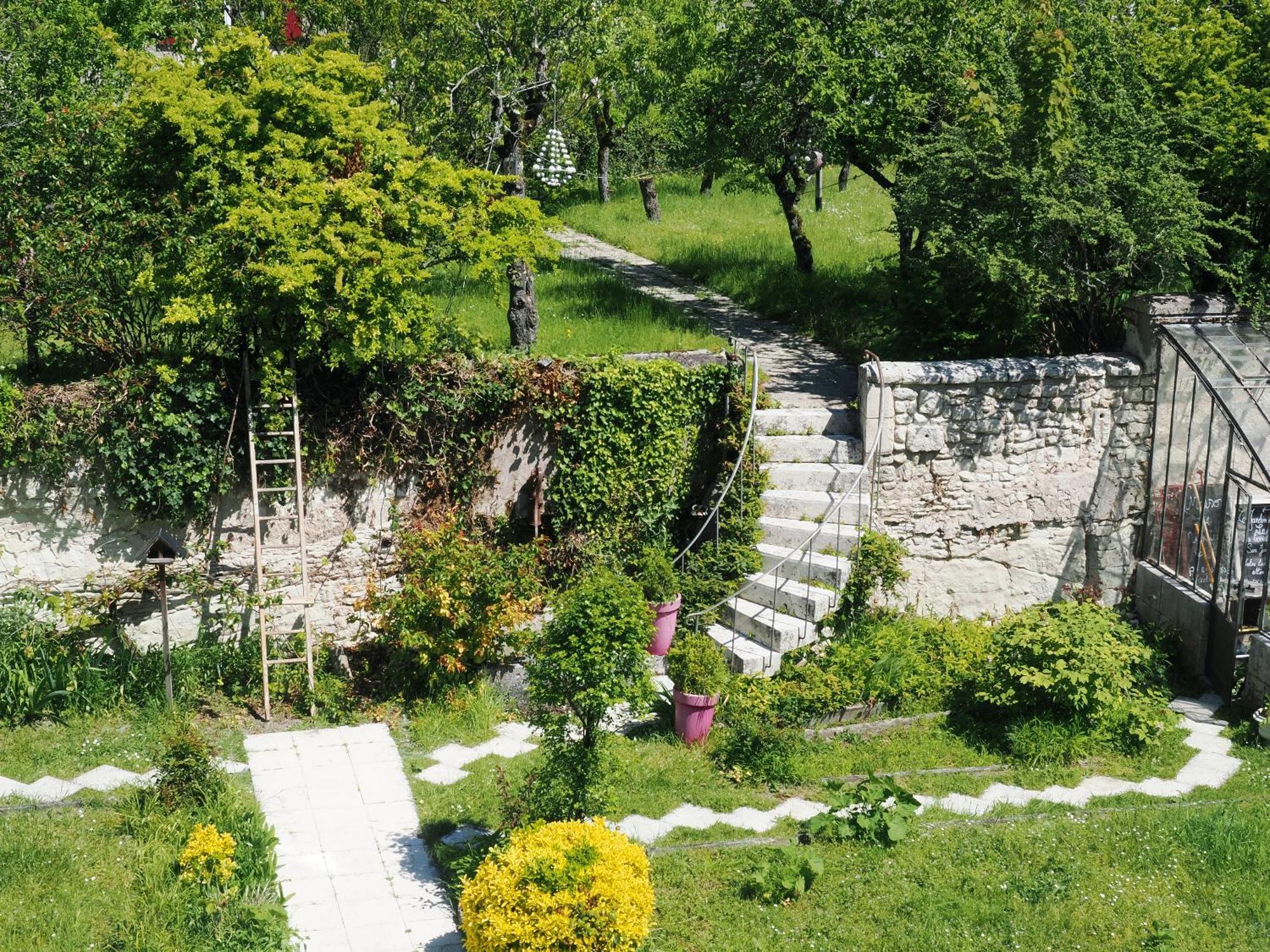 Le Jardin Des Lys - Chambre D'Hote Ou Appartement 라로슈포세이 객실 사진